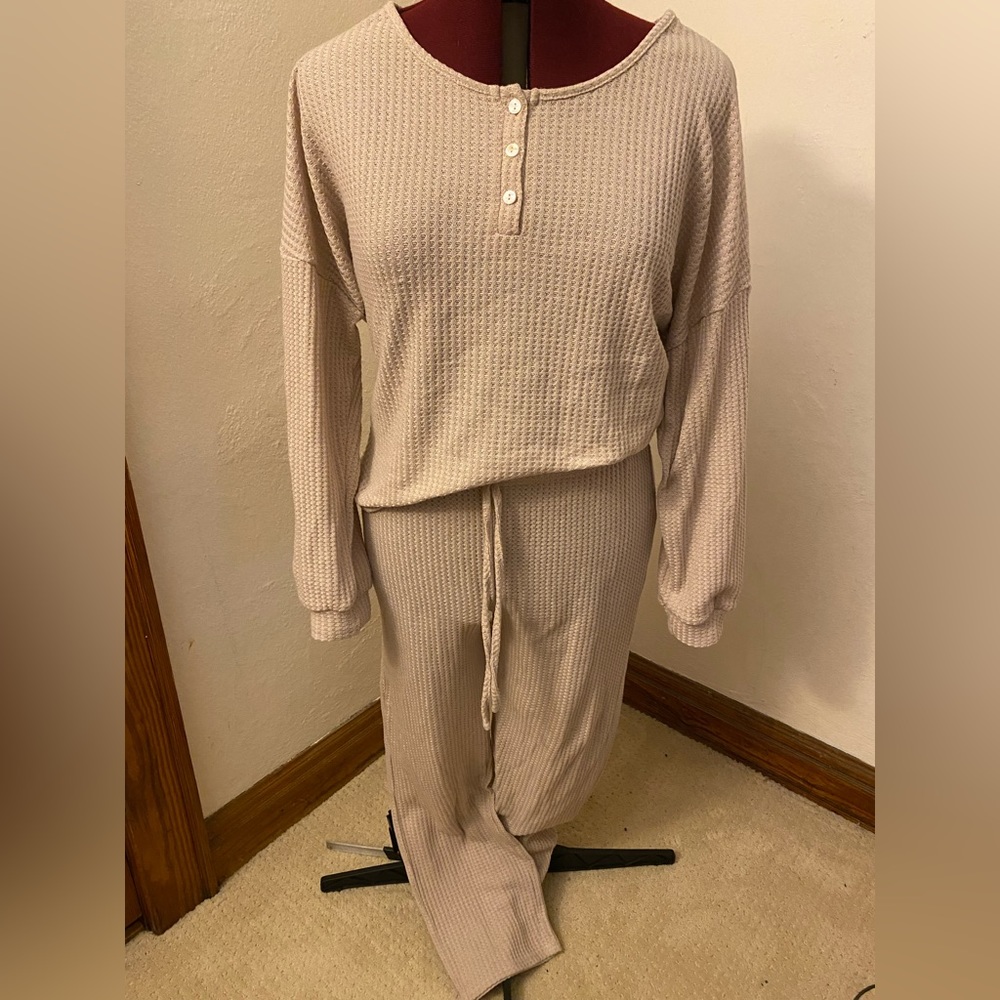 Shein lounge set, long sleeve top waffle texture fabric, pinkish-cream color, L